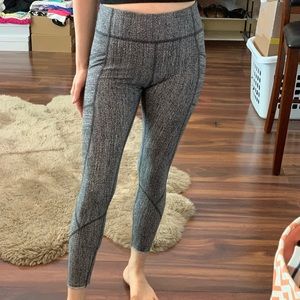 Lululemon tight stuff tight 8